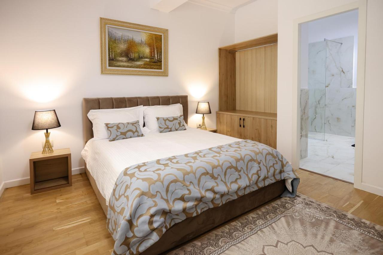 Vila Ferdinand Modern Rooms In Tirana'S Center Room photo